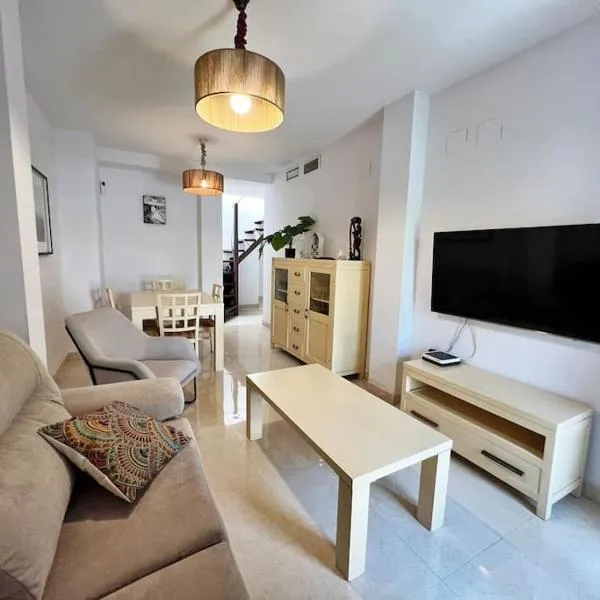 Nuevo y exclusivo ático de playa, hotel v destinaci Fuengirola