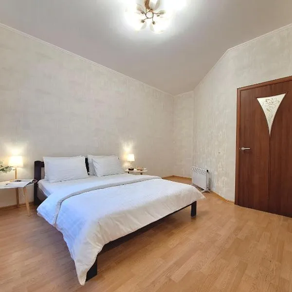 Однокімна квартира біля Каштанової Алеї у центрі Полтави Мережа AlexApartments Документи для відряджень Безконтатне заселення 24-7, hotel v destinaci Poltava