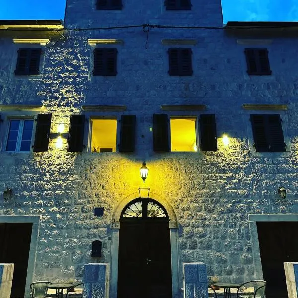 OldMarinerVilla, hotel v destinaci Prčanj