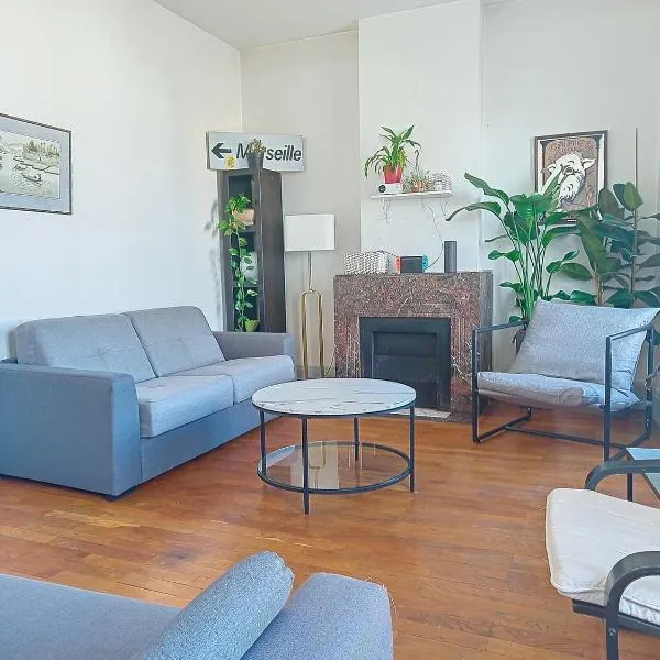 Spacieux T3 80m2 plein centre presque ile !, hotel en Lyon