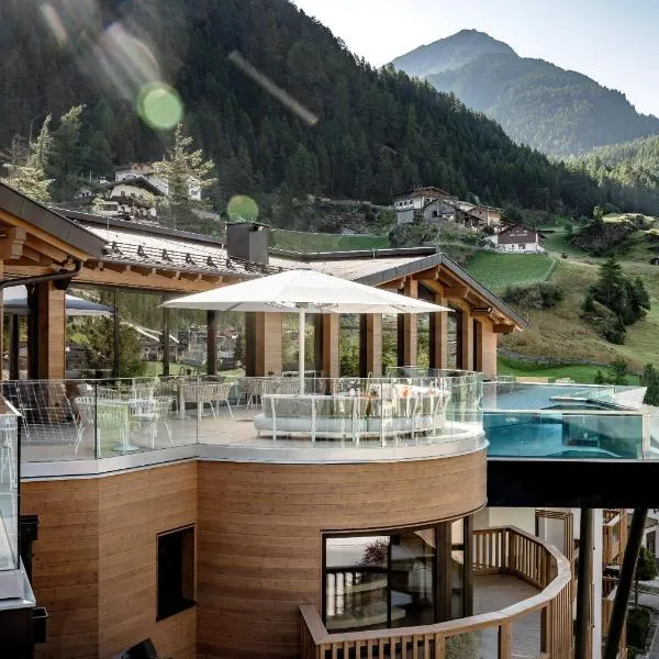 Das Central – Alpine . Luxury . Life, hotel v Soldene