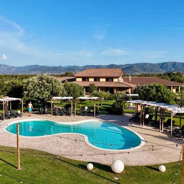 Saludi&Trigu - Rural Apartments, hotel Iglesiasban