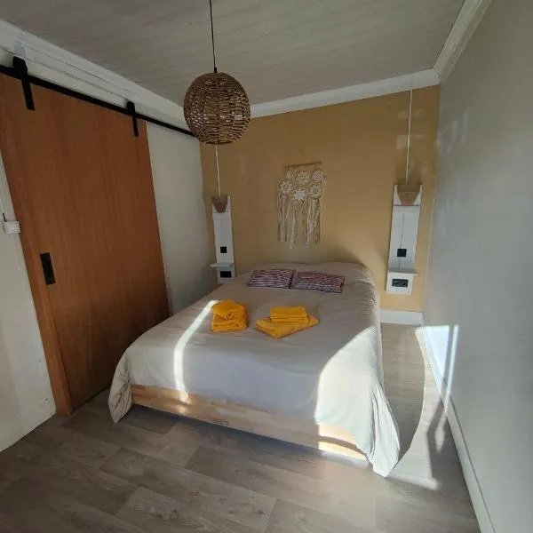 Como EM Casa, hotel di Alburitel