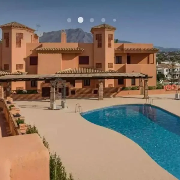 apartamento el paraíso โรงแรมในเอสเตโปนา