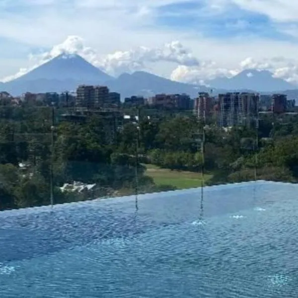 DN2A-Great location with patio and pool, hotel in Guatemala