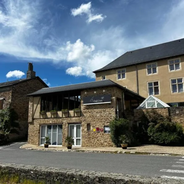 Hôtel-restaurant Le Sénéchal, hotel em Sauveterre-de-Rouergue