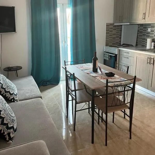 Marathon Apartment, hotel v destinaci Lixouri