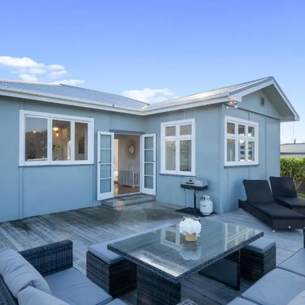 Ocean Breeze - Foxton Beach Holiday Home, Hotel in Foxton