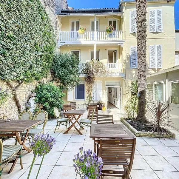 The Originals Boutique, Hôtel Roca-Fortis, Rochefort, hotel v destinácii Rochefort