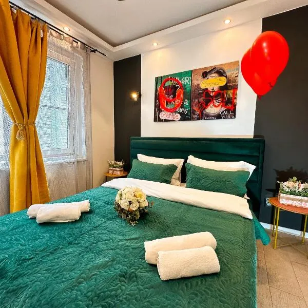 Courtyard Central Premium Apartment、クラヨーヴァのホテル