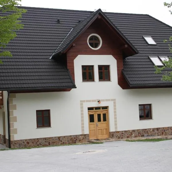 Farmstay Hiša Pečovnik, hotel v destinaci Luče