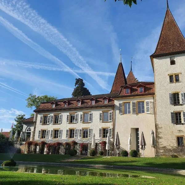Schloss Münchenwiler, hotel v destinaci Murten