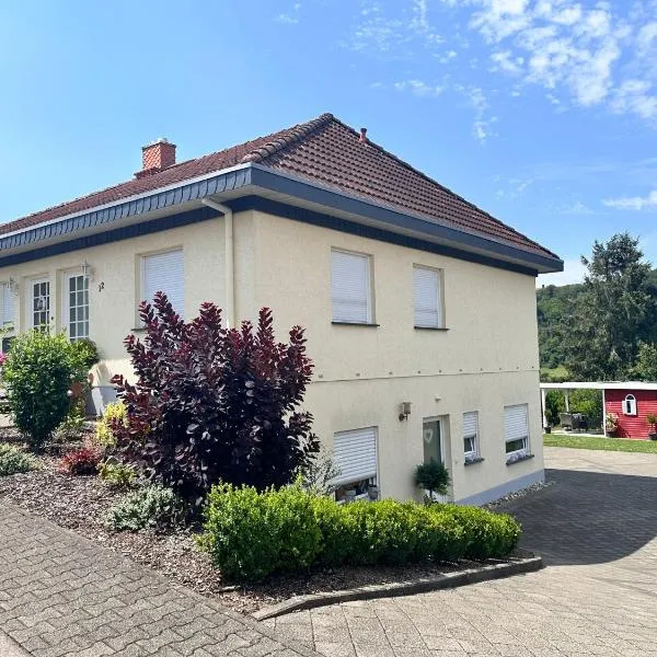 Ferienwohnung Hinzweiler, hotel v destinaci Hinzweiler
