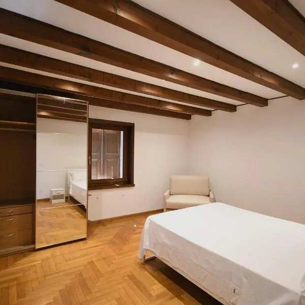 Casa via del Sale, hotel v Udine