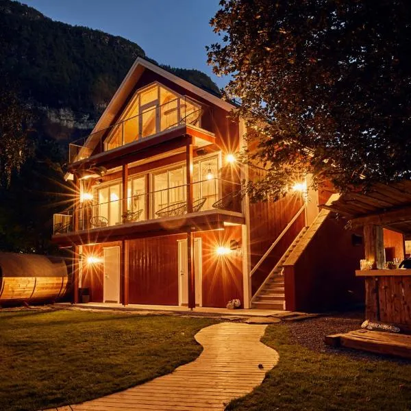 Lodgen Stryn, hotel in Stryn