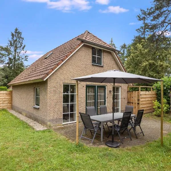 Comfortabel vakantiehuis in het bos op de Veluwe, hotel v destinaci Lunteren