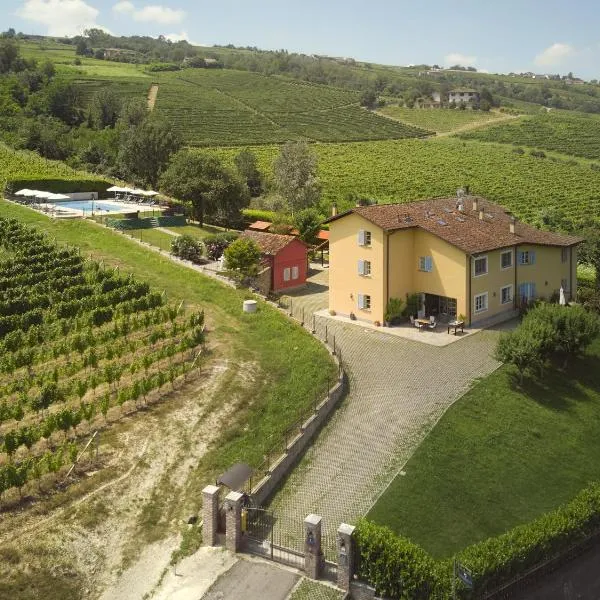 Vigna Dell'Acqua, hotel v destinaci Santo Stefano Belbo