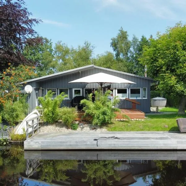 Haus am See! Großes Meer, hotel in Südbrookmerland