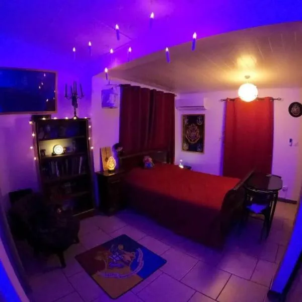 La chambre des sorciers - logement indépendant, hotel v destinaci Sainte-Marie