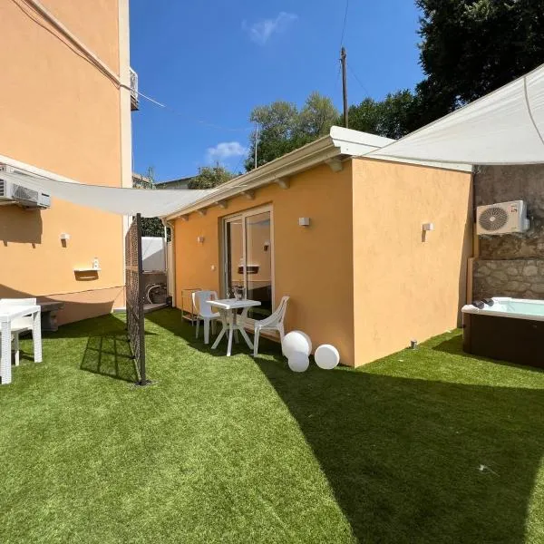 BURMARIA APARTMENT and ROOM with garden and jacuzzi, hotel in Tropea