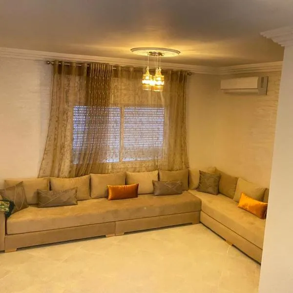 طريق صفرو قرب المستشفى الجامعي و قرب مستشفي أكديطال, hotel Fezben
