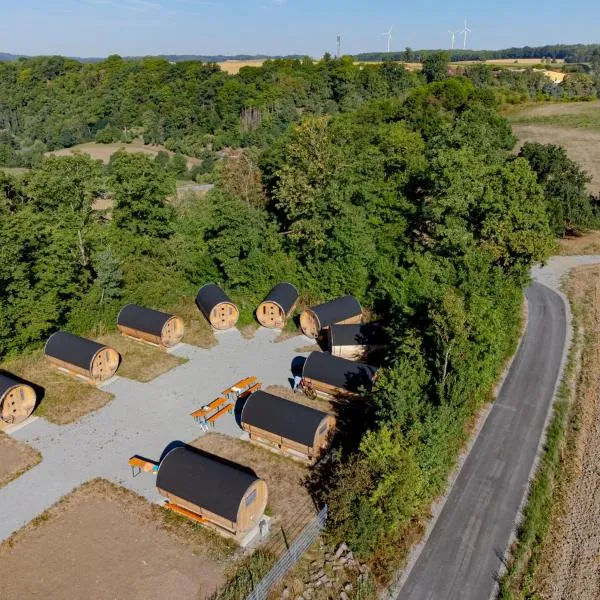 Campingfässer Clamping beheizt, hotel v destinaci Kirchberg an der Jagst