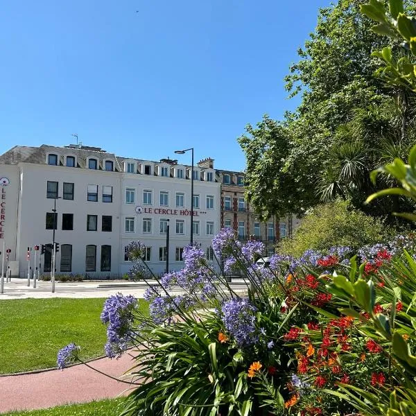 Hotel Le Cercle, hotel v destinaci Cherbourg en Cotentin