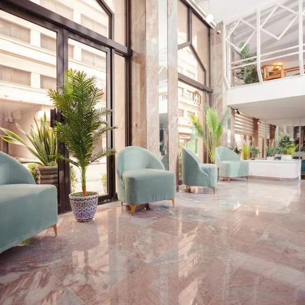Le National, hotel v destinaci Tunis