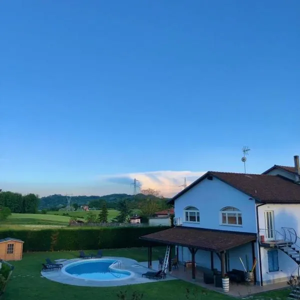 La RonduLina, hotel v destinaci Tigliole