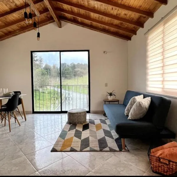 Cabaña Linda y acogedora, hotel v destinaci Guarne