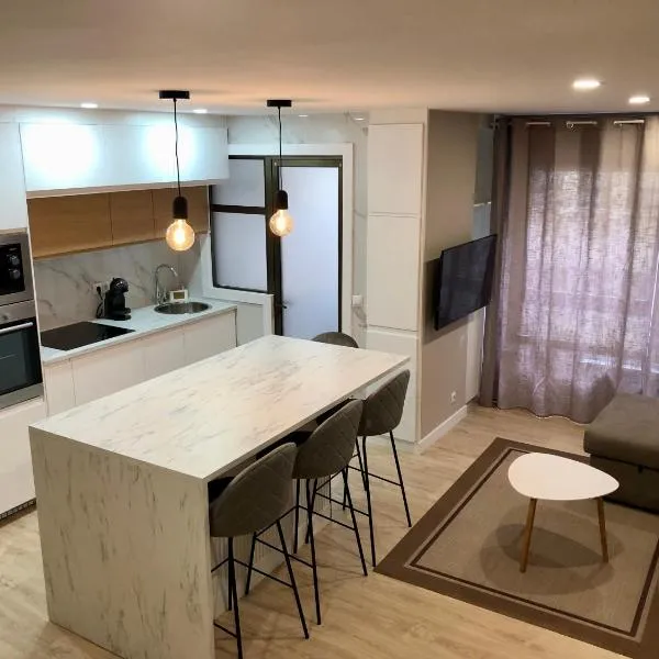Piso Marques, Hotel in Baiona
