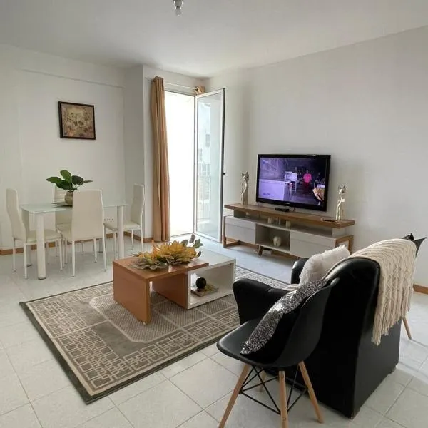 Casa do Encanto, hotel v destinaci Praia