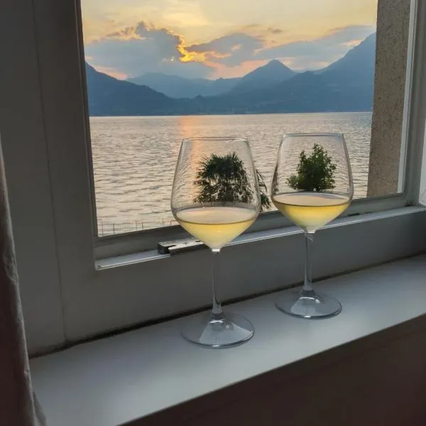 Cheers sunset 097084-LNI-00008, hotel en Varenna