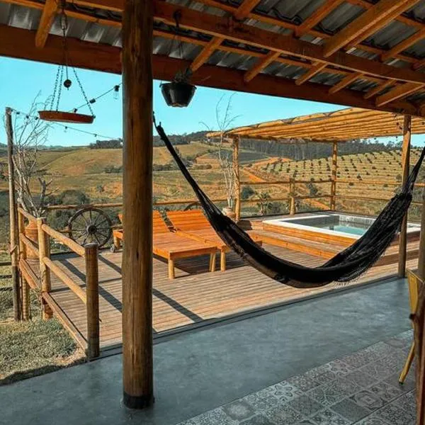 Cabanas do Paiol Texas Cabin Toledo MG, hotel v destinaci Toledo