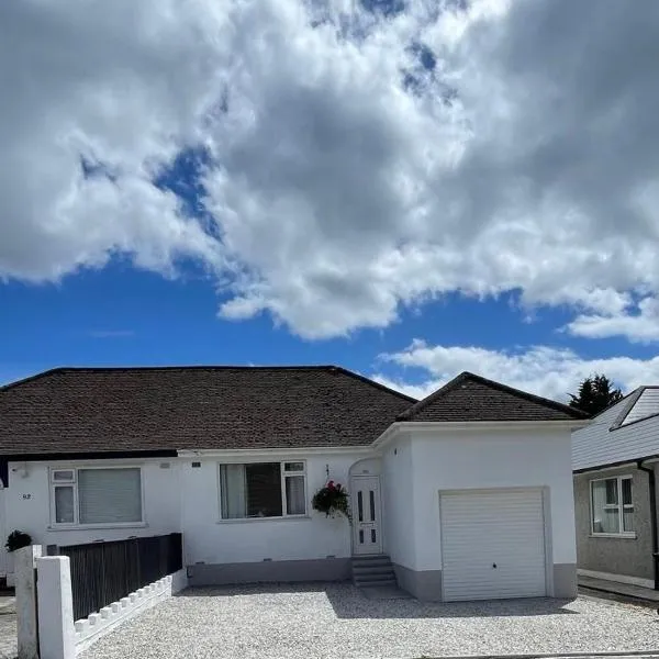 Beautiful Bungalow, hotel in Plymouth