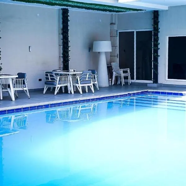 Summerset Continental Hotel Maitama by T E L E Hospitality, hotel in Abuja