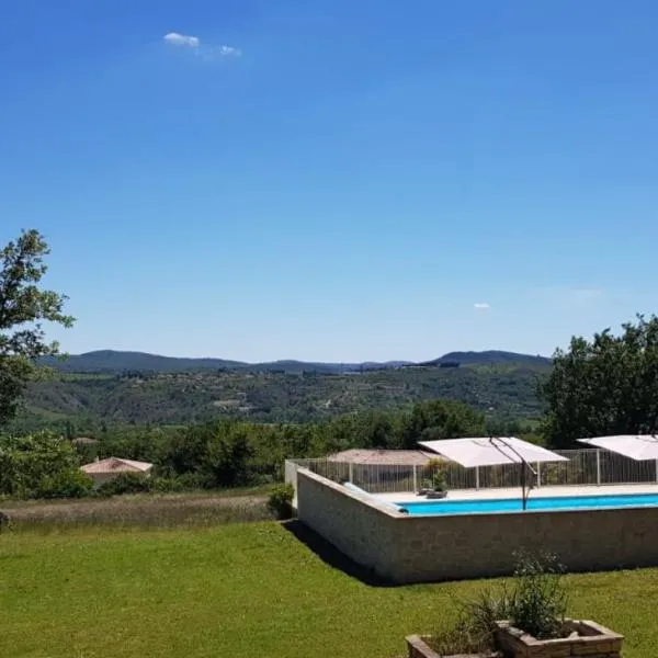 Domaine de la Chêneraie, hotel v destinaci Mirabel