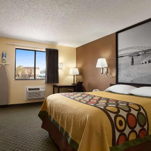 Super 8 by Wyndham Cedar Rapids, hotel v destinaci Cedar Rapids