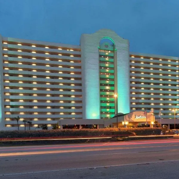 Radisson Suite Hotel Oceanfront, hotel in Melbourne