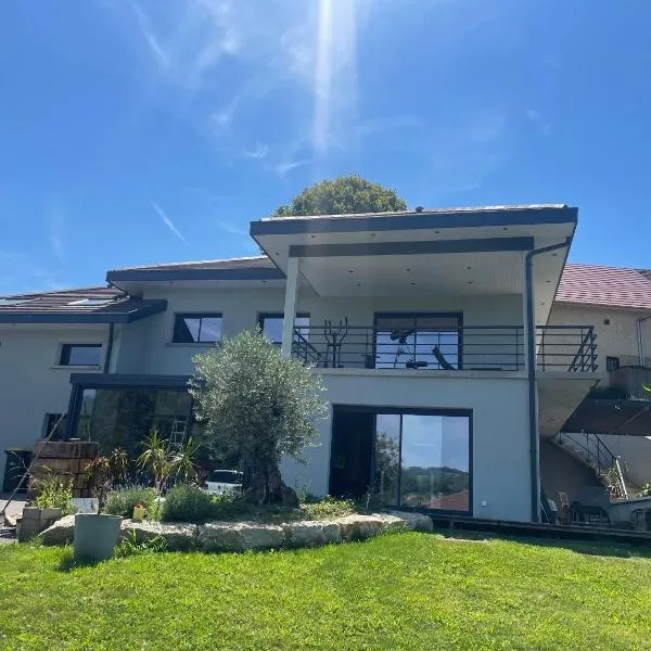 Sur le chemin des estives – hotel w mieście Massieu