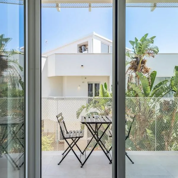 HOTIDAY Collection - Suites Polignano, hotel v destinaci Polignano a Mare