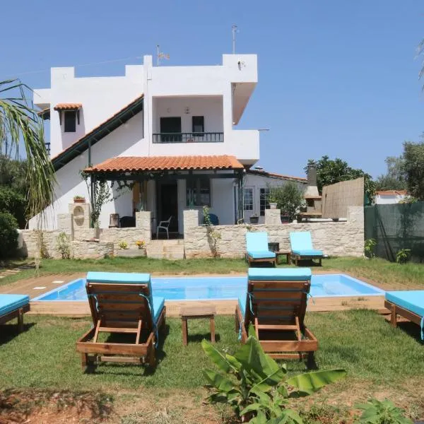 Zorbas Suites, hotel in Chersonissos