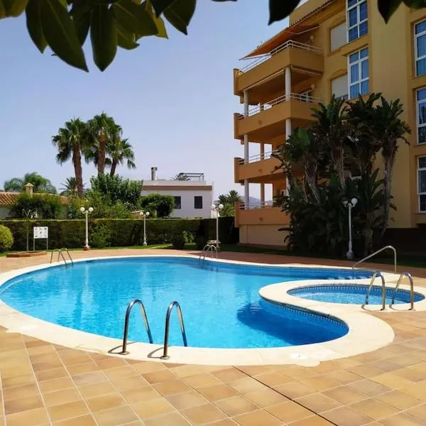 Oliva Nova - Blue Flag Beach and Golf On-Site, hotel v destinácii Oliva