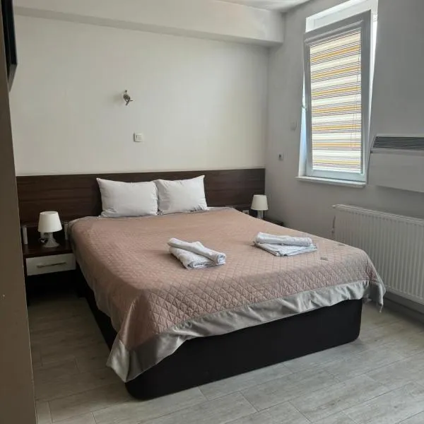 Deni Apartments, hotel v destinaci Prilep
