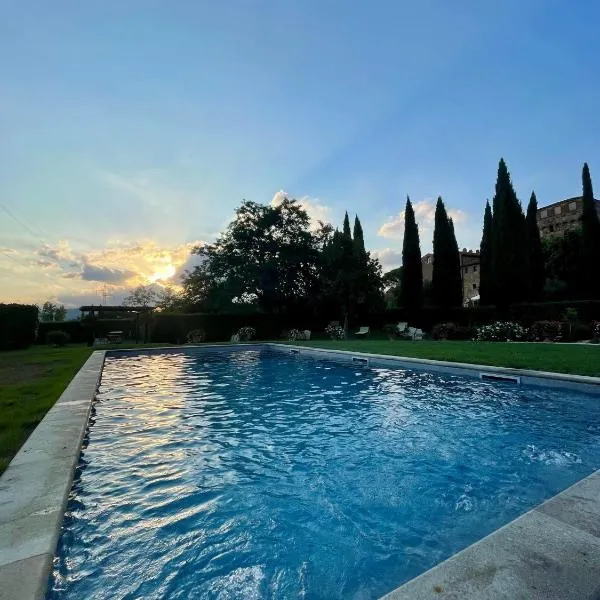 Agriturismo Castello La Grancia di Spedaletto โรงแรมในปีเอนซา