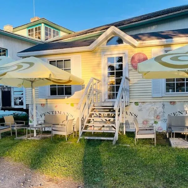 Keskväljakul asuv hubane maja, hotel v destinaci Vosu