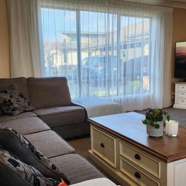 Huntington Honey, hotell sihtkohas Hamilton
