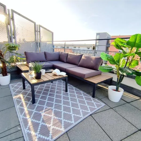 Ulmer Penthouse für 7, Arbeitsplatz, XXL-Dachterrasse, Grill, Wii, khách sạn ở Ulm