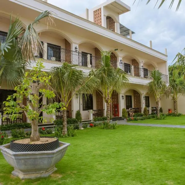 Thái Bình Cam Ranh 2 Hotel, hotel v destinaci Cam Ranh