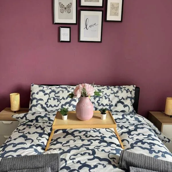 Clydebank Cozy 3bdr flat near Glasgow, ξενοδοχείο σε Clydebank